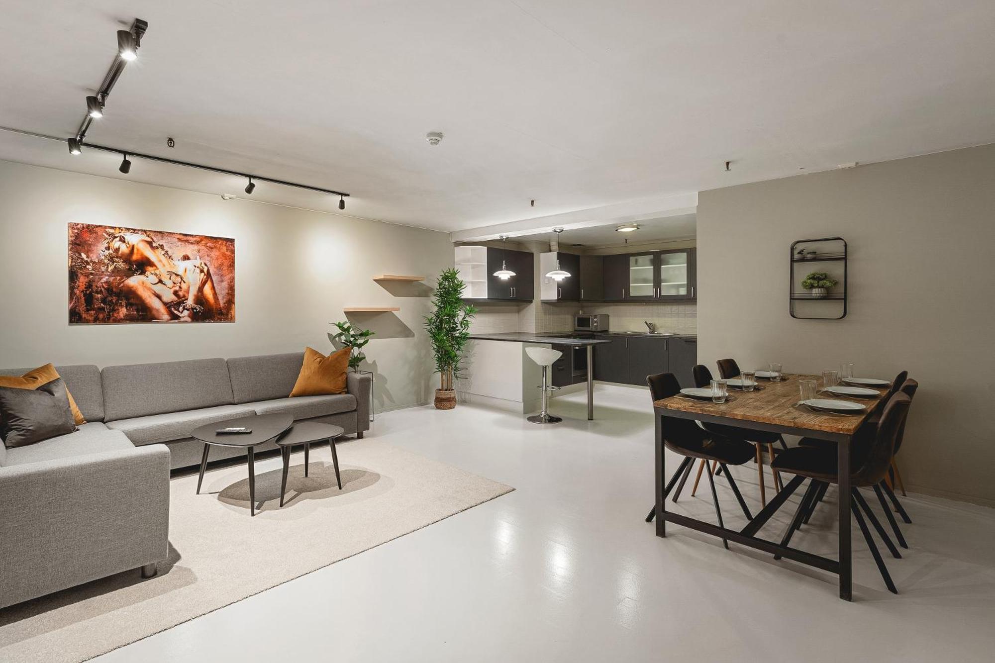Arctic Homes - Downtown Penthouse Тромсё Экстерьер фото